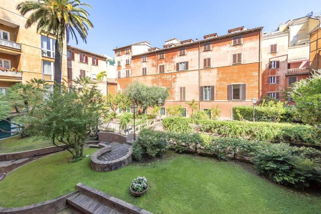 Apartment Vivi Trevi Luxury Suites Rome